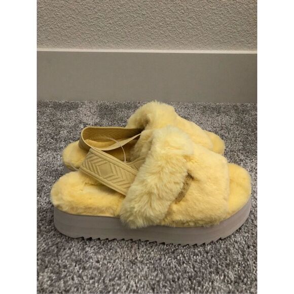 Koolaburra UGG Fuzz’n II Faux Fur Sandal Yellow Women’s Size 8 - Picture 3 of 6